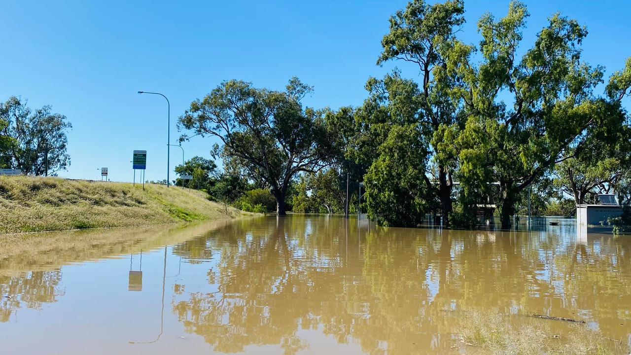 Flooding: St George on alert with Balonne River to peak in coming days ...