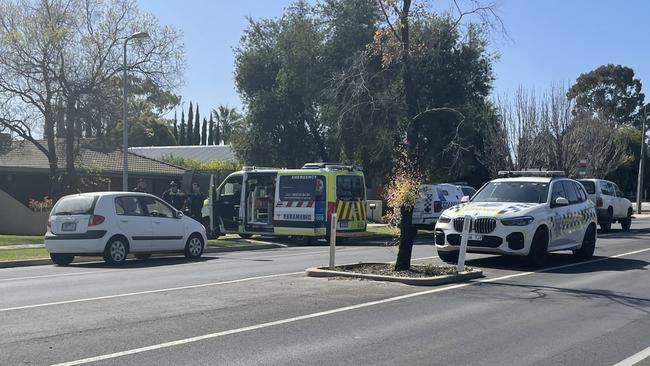 Police were called to the Ontario Ave scene. Picture: Stuart Kavanagh