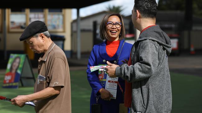 Dai Le speaks to voters on Saturday in Fowler. Picture: Jane Dempster