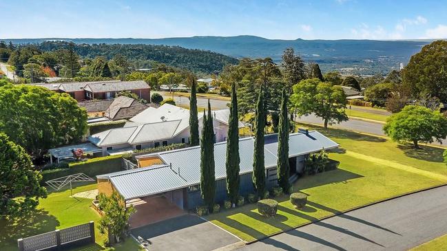 63 Tourist Rd, Rangeville, is for sale.