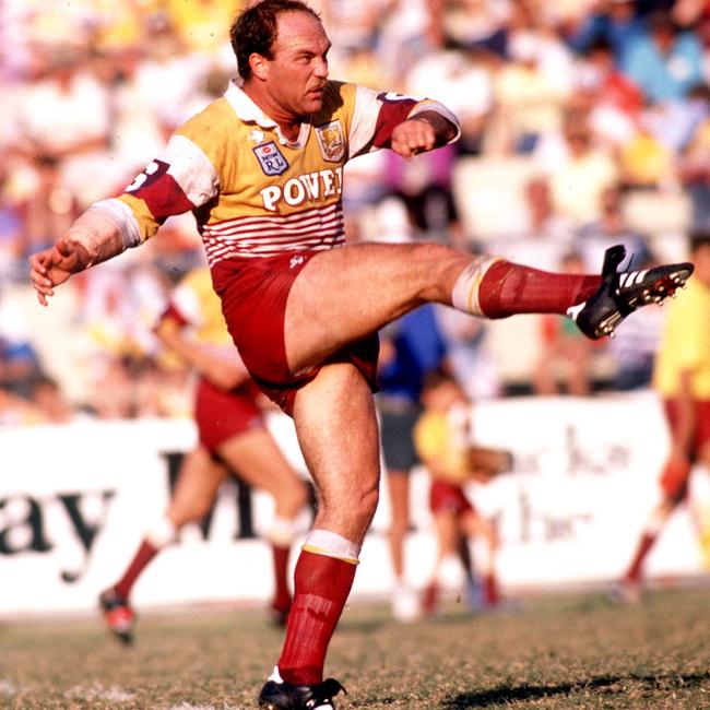 Wally Lewis in action for the Brisbane Broncos in 1989