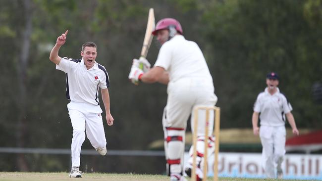 Cricket. GSP Cup between Palm Beach-Currumbin (batting) and Mudgeeraba at Salk Oval. Photo of Kevin Chapman bowling.