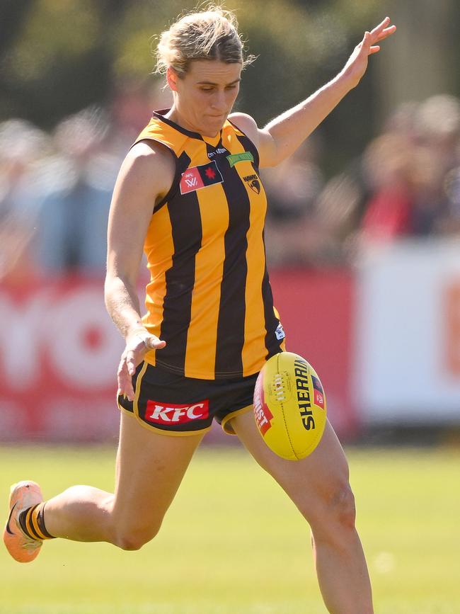 MELBOURNE, AUSTRALIA – OCTOBER 01: Greta Bodey of the Hawks kicks the ball during the round five AFLW match between Hawthorn Hawks and Brisbane Lions at Kinetic Stadium, on October 01, 2023, in Melbourne, Australia. (Photo by Morgan Hancock/Getty Images)