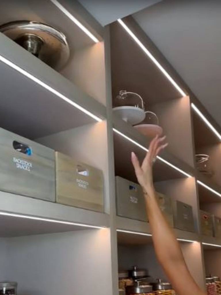 She can’t reach some things. Picture: Khloé Kardashian/YouTube
