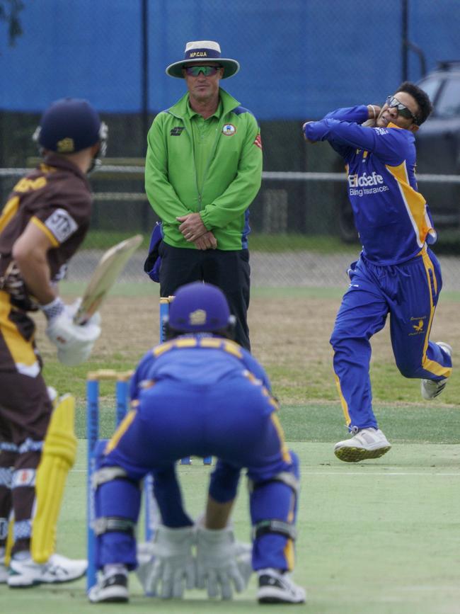 Charles Amini bowling for Somerville. Picture: Valeriu Campan