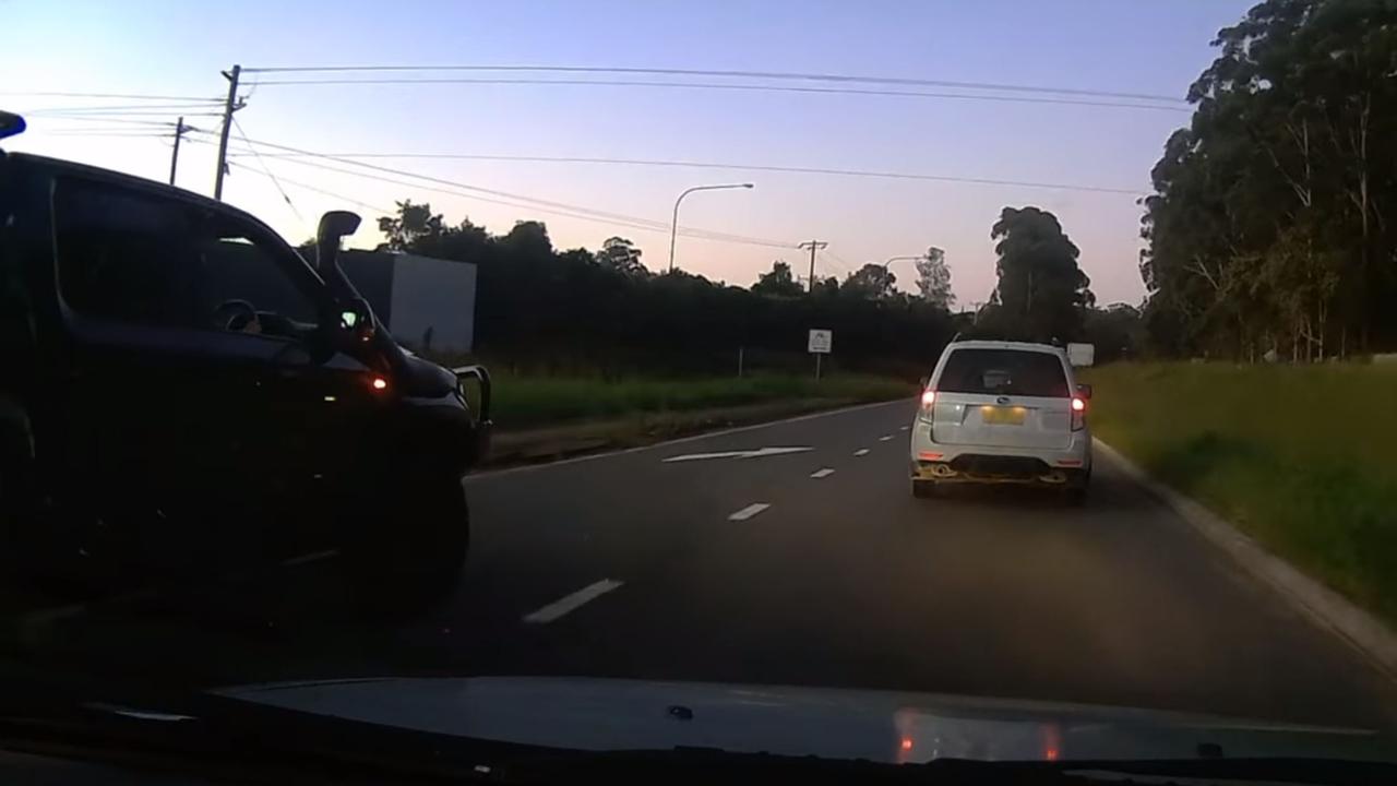 The Amarok driver begins indicating to merge. Picture: Dashcam Owners Australia