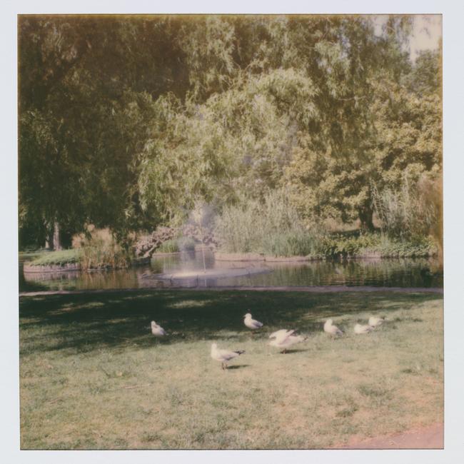 Park and fountain opposite the NGV. #polaroidoriginals Copyright: Maripol