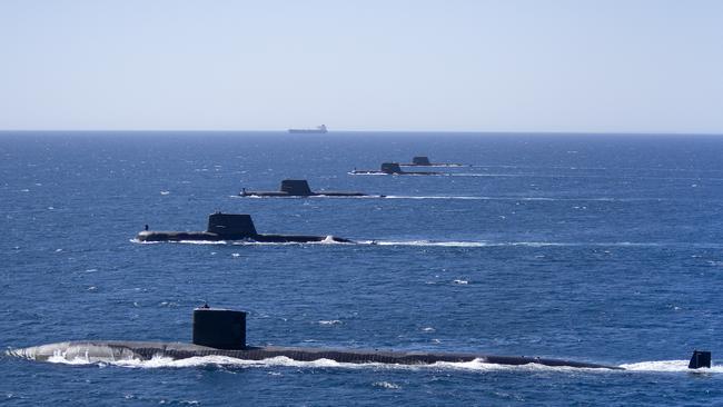 US submarines in formations with Australian boats in Western Australia