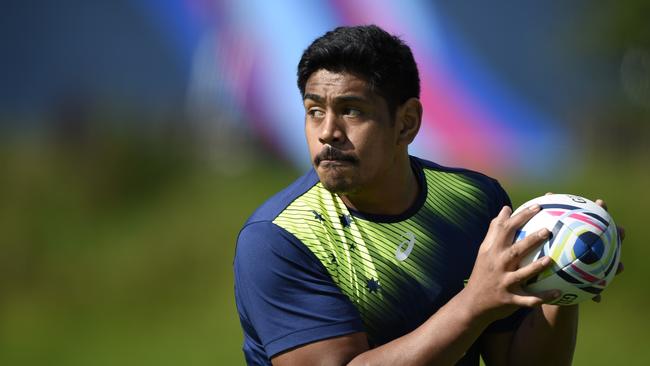 Australia's lock Will Skelton attends a training session on September 18, 2015, at the University of Bath, south west England, five days before their first Rugby World Cup 2015 match against Fiji. AFP PHOTO / MARTIN BUREAU RESTRICTED FOR EDITORIAL USE