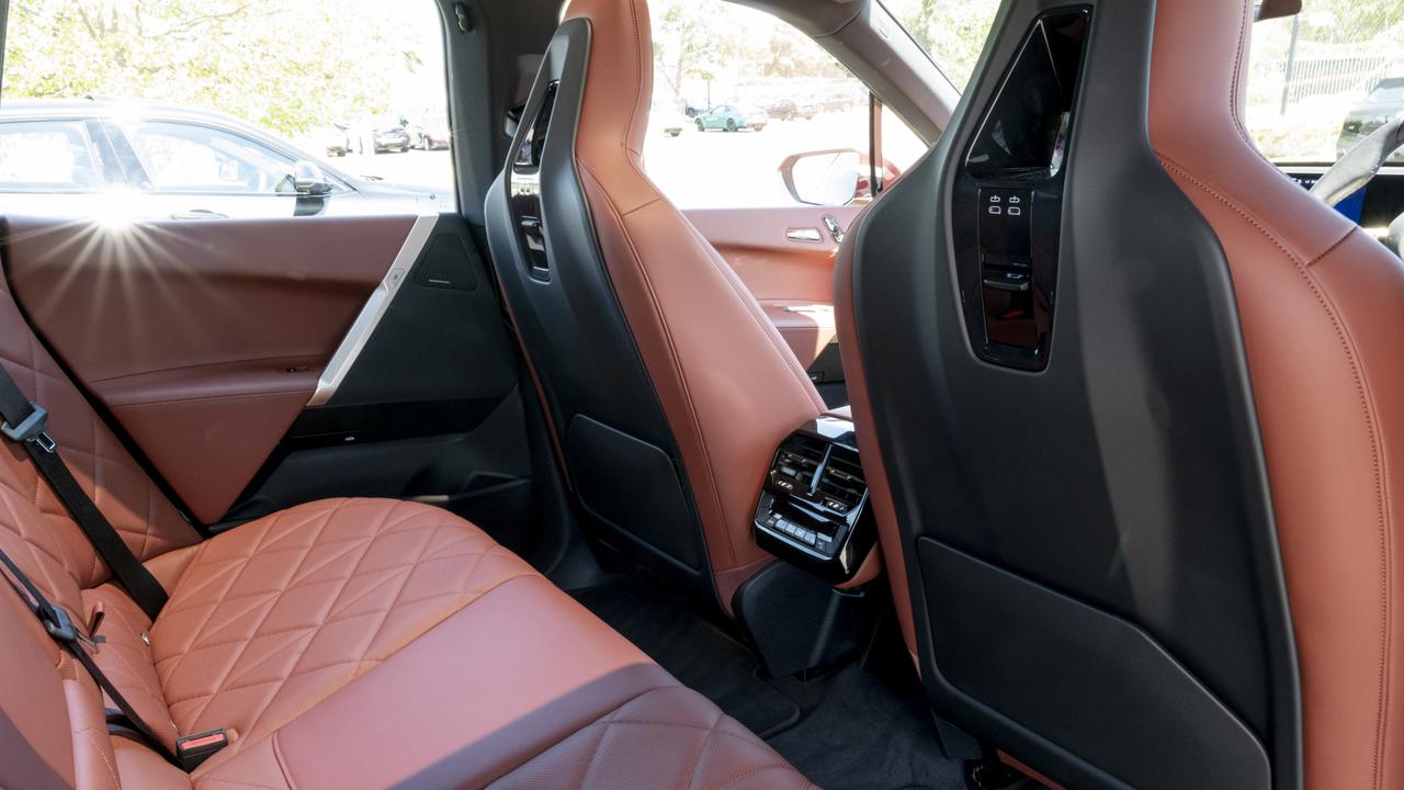 Rear seat space in BMW iX.