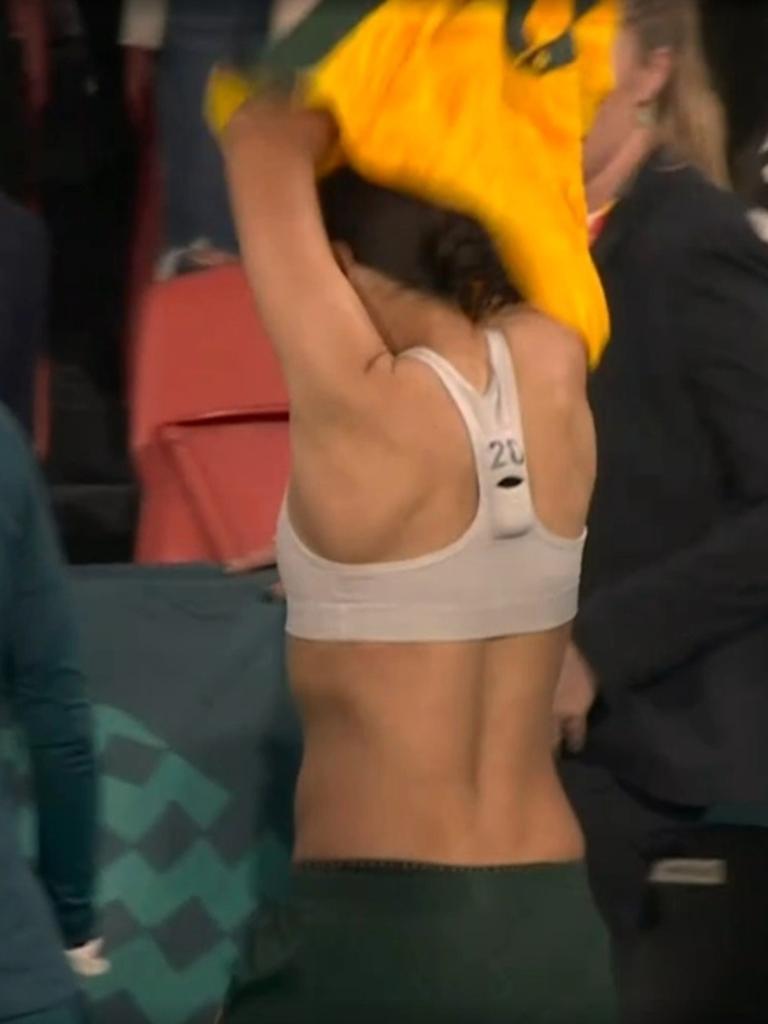 Sam Kerr gifts young Matildas fan Zara Borcak winning jersey at Suncorp  Stadium after victory against France