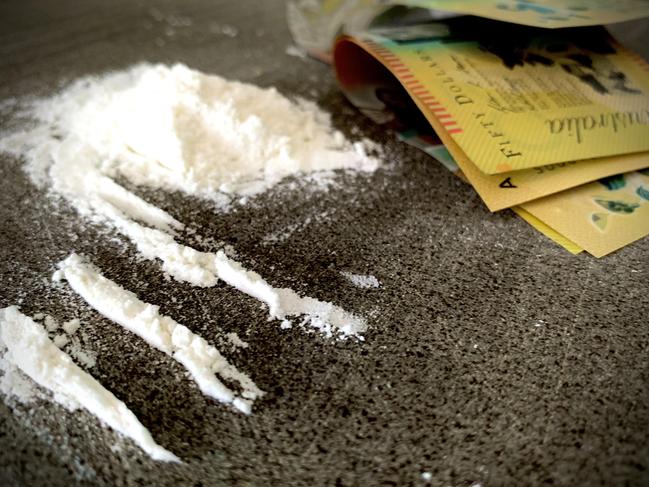 Drugs and cash, cocaine generic.