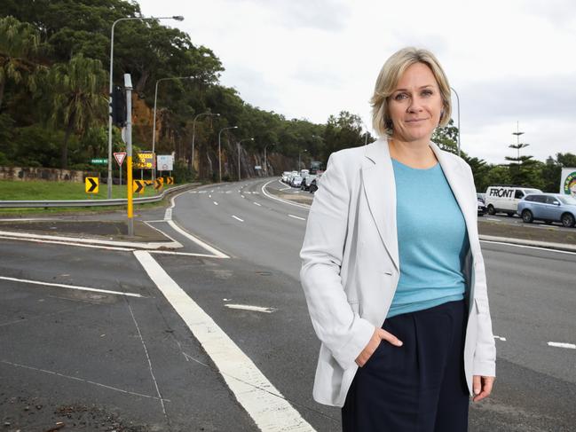 Zali Steggall is concerned about congestion. Picture: Renee Nowytarger