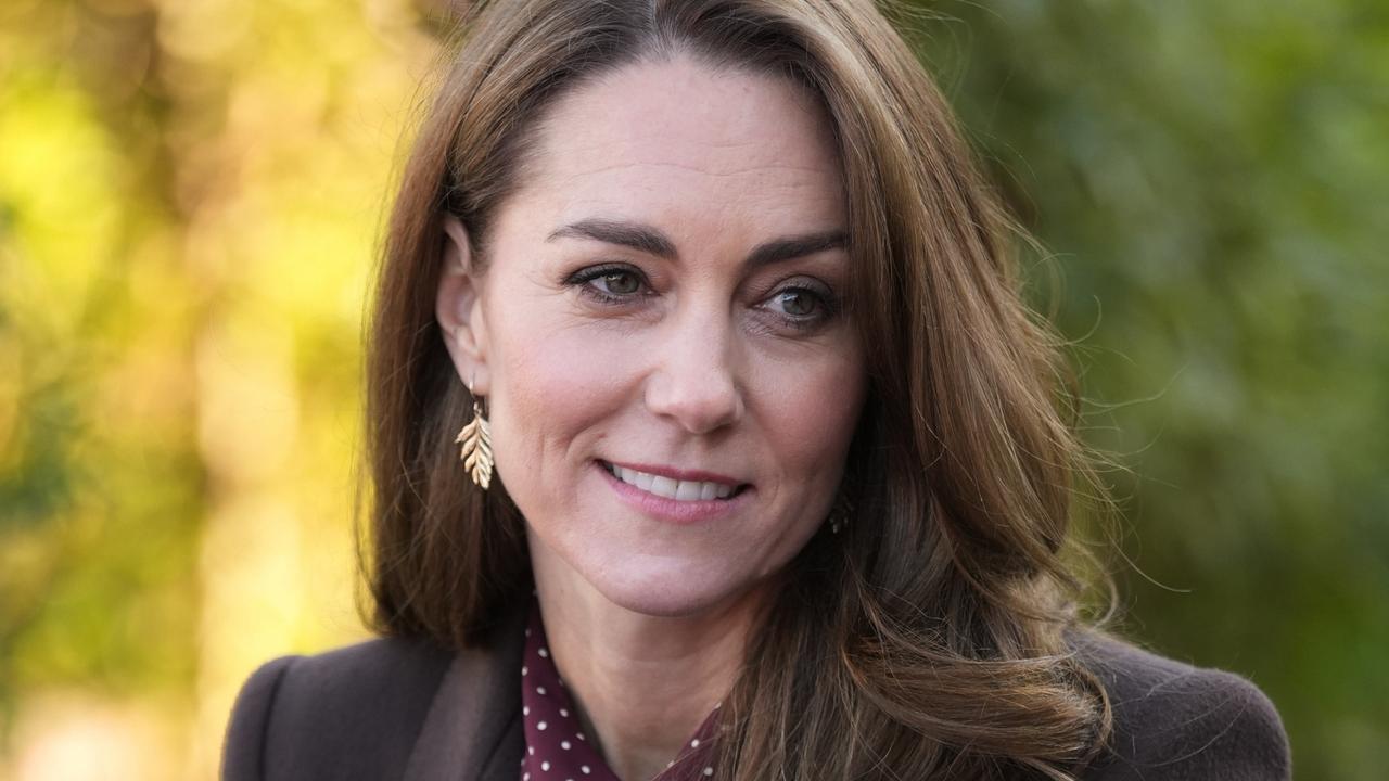 Kate makes surprise appearance with William