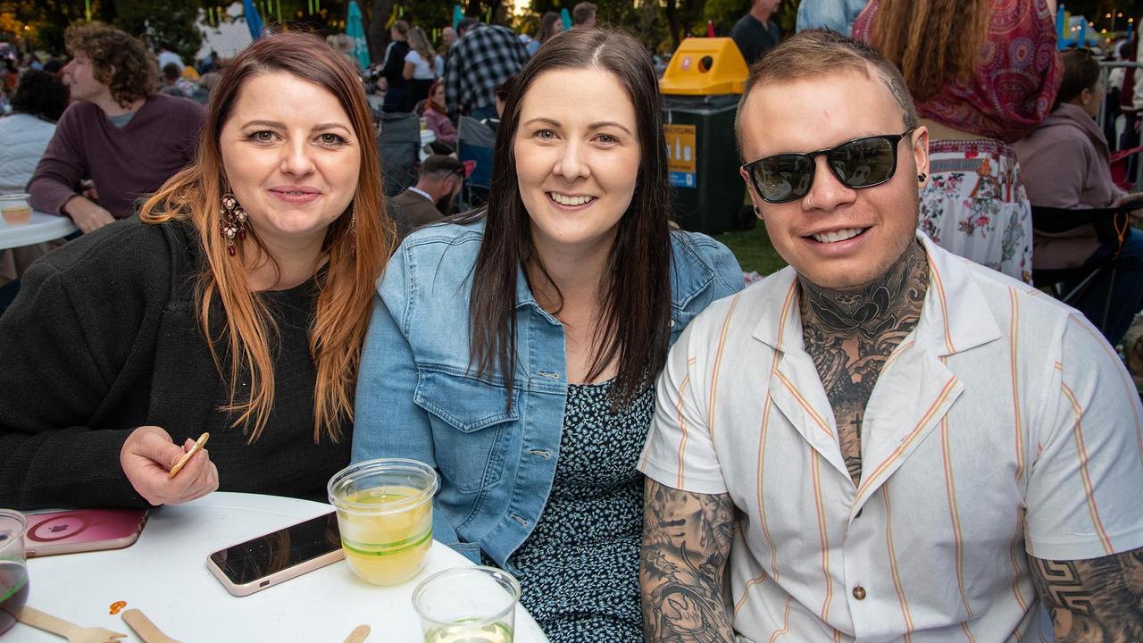 Charissa Collins, Jade Scott, Jeffrey O'Neill. Festival of Food and Wine, Queens Park, Toowoomba Carnival of Flowers. Saturday September 10, 2022 Picture: Bev Lacey