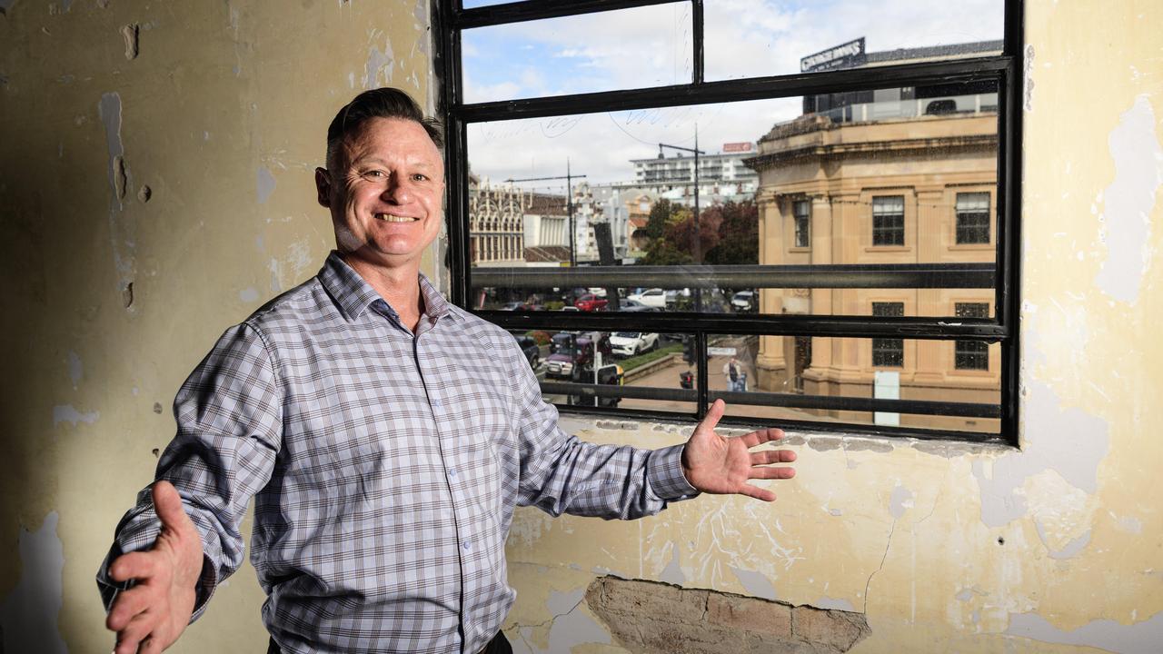 Watch: See what’s happening inside old Lincraft building