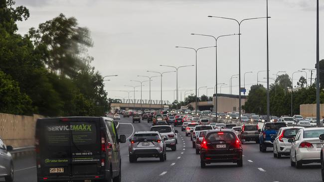 M1 Pacific Motorway traffic heading southbound towards the Gold Coast from Brisbane. Picture: Nigel Hallett