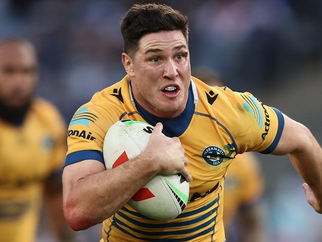 SYDNEY, AUSTRALIA - JUNE 12: Mitchell Moses of the Eels makes a break during the round 15 NRL match between Canterbury Bulldogs and Parramatta Eels at Accor Stadium on June 12, 2023 in Sydney, Australia. (Photo by Matt King/Getty Images)