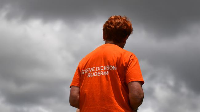 One Nation leader Senator Pauline Hanson at a polling booth in Mountain Creek, Buderim, Sunshine Coast, Saturday, November 25, 2017. Pauline Hanson has refused to speculate on how many seats One Nation will win in the Queensland election, but says she's upbeat about her party's chances. (AAP Image/Mick Tsikas) NO ARCHIVING