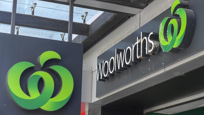 Woolworths stores will be closed in metropolitan South Australia. Picture: NCA NewsWire / Roy VanDerVegt