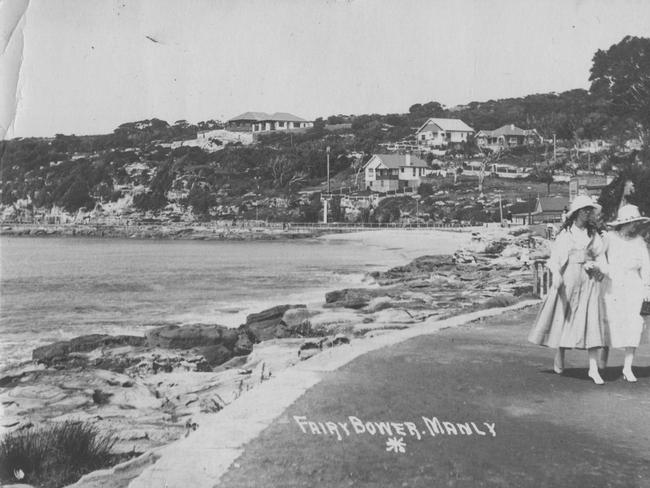 Marine Parade between Manly Beach and Fairy Bower. Photo Northern Beaches Library