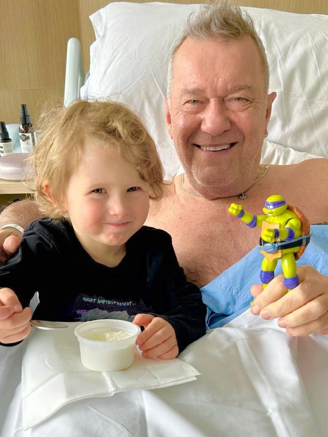 After his recent hip surgery, Jimmy Barnes is seen recovery in hospital.