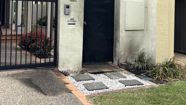 Scorch marks at the front of a Hughes Ave, Main Beach property after an attempted arson attack on Saturday December 28. Picture: Jacklyn O'Brien.