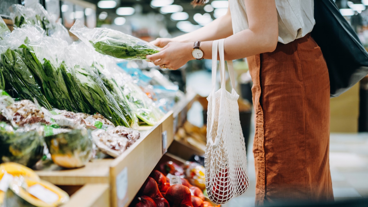 Study participants received an allowance to purchase fresh produce. Image: Getty 