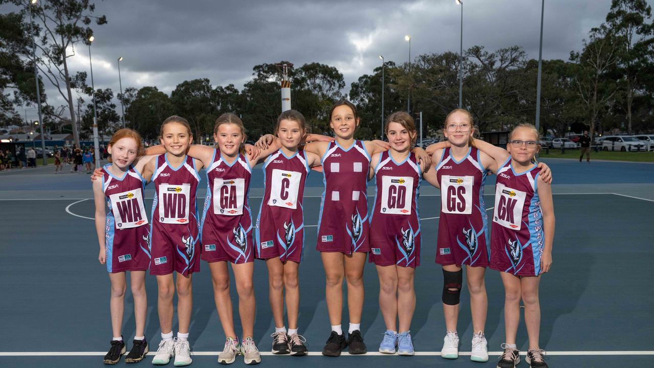 Modewarre Maroon under-11 netball team.