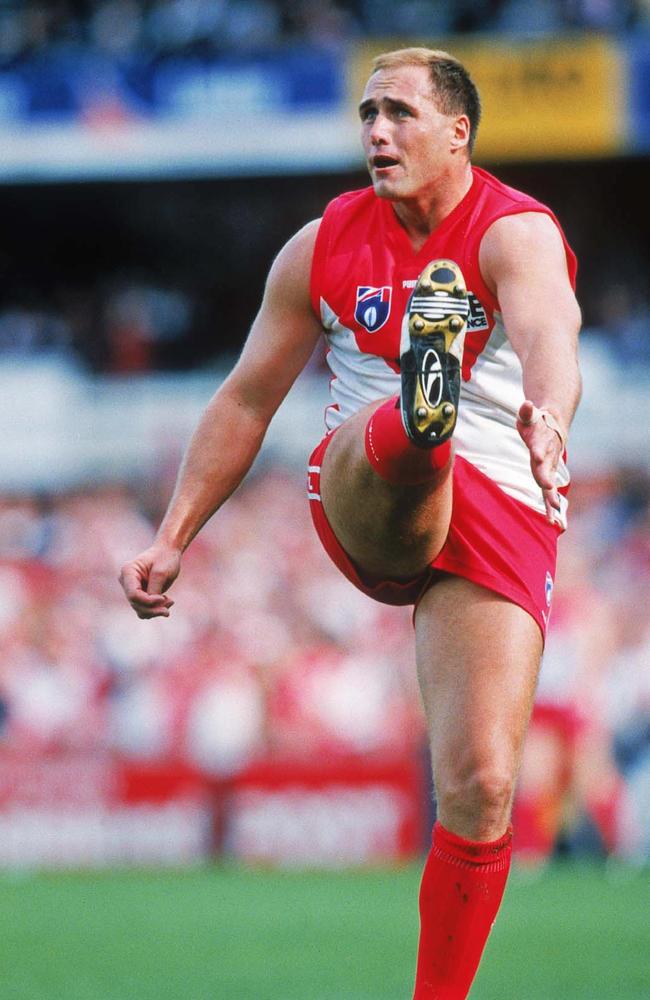 Tony Lockett kicked more goals than anyone else to play the game. Picture: Herald Sun