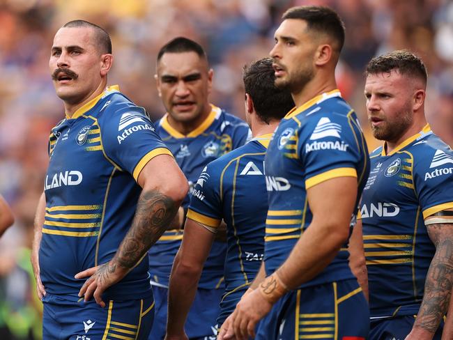 SYDNEY, AUSTRALIA - APRIL 18: Reagan Campbell-Gillard of the Eels and team mates look dejected during the round six NRL match between the Parramatta Eels and the Wests Tigers at CommBank Stadium on April 18, 2022, in Sydney, Australia. (Photo by Cameron Spencer/Getty Images)