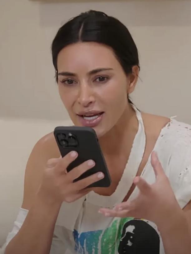 Kim told Kourtney her close friends had a side text chat without her.