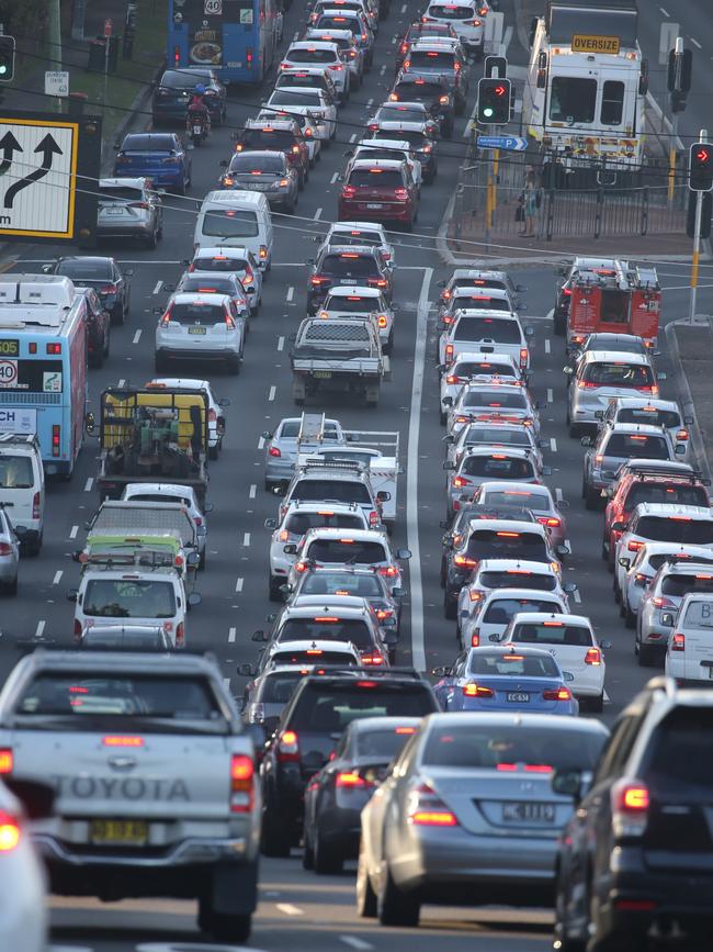 “Time to change your tyres” in traffic gridlock, EGSPC head HG says.