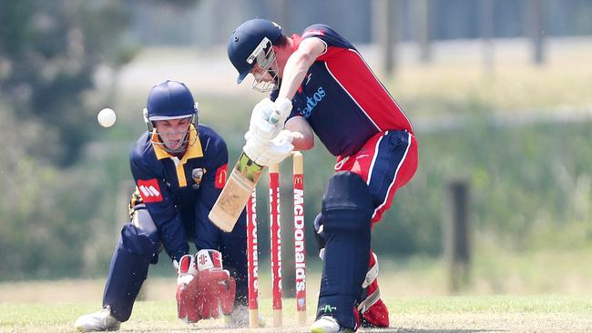 Batting partnerships will be key to posting a strong total in the final. (AAP Image/Sue Graham)