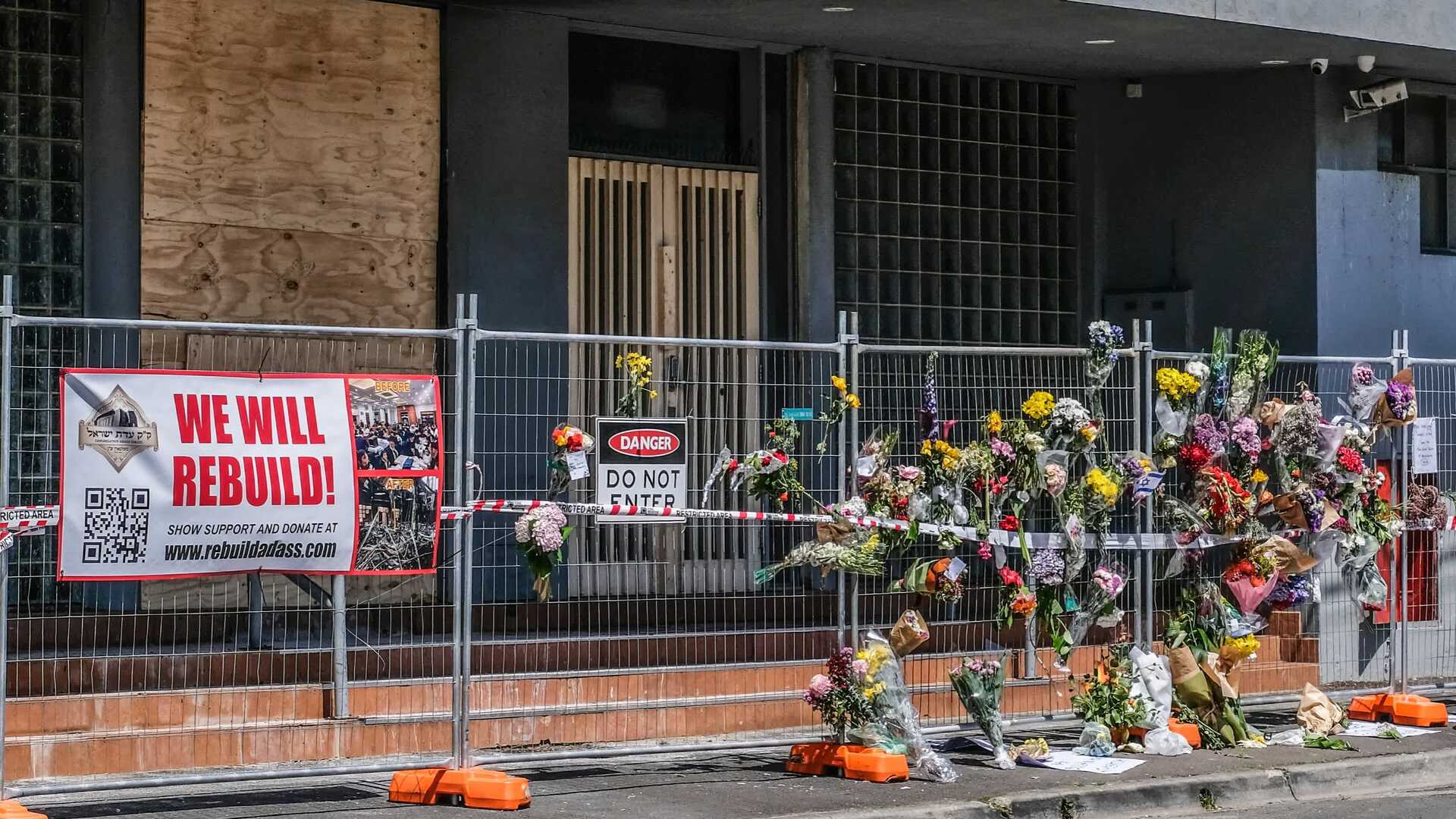 ‘Ominous’: Melbourne synagogue firebombing should concern ‘everyone’ regardless of faith