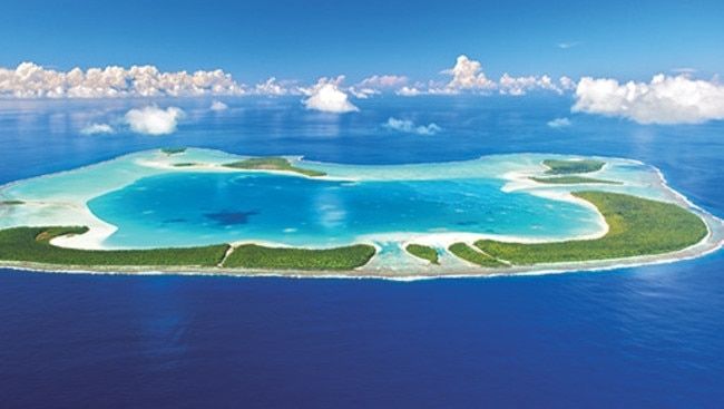 Tetiaroa is comprised of a dozen idyllic islands surrounding a spectacular lagoon.