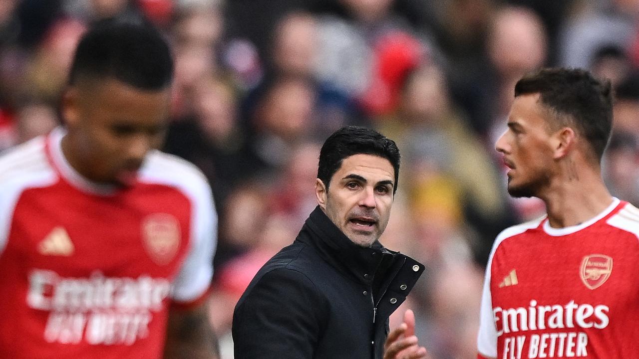 Arsenal's Spanish manager Mikel Arteta (C) reacts during the English Premier League football match between Arsenal and Crystal Palace at the Emirates Stadium in London on January 20, 2024. (Photo by Ben Stansall / AFP) / RESTRICTED TO EDITORIAL USE. No use with unauthorized audio, video, data, fixture lists, club/league logos or 'live' services. Online in-match use limited to 120 images. An additional 40 images may be used in extra time. No video emulation. Social media in-match use limited to 120 images. An additional 40 images may be used in extra time. No use in betting publications, games or single club/league/player publications. /
