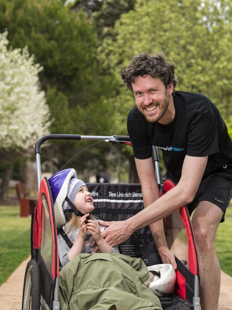 Roland Fearnley running with daughter Eleanor Fearnley at the Man with a Pram event on Father's Day, Sunday, September 5, 2021. Picture: Kevin Farmer