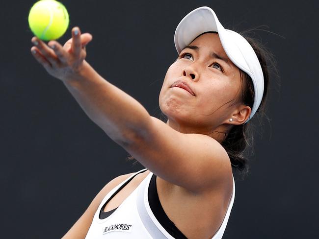 MELBOURNE, AUSTRALIA - JANUARY 17:  Lizette Cabrera of Australia serves during her first round match against Donna Vekic of Croatia on day two of the 2017 Australian Open at Melbourne Park on January 17, 2017 in Melbourne, Australia.  (Photo by Jack Thomas/Getty Images)