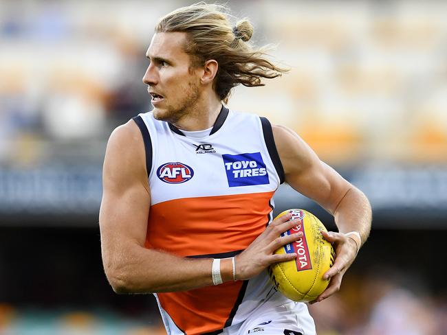 Nick Haynes of the Giants in action during the Round 14 AFL match between the Brisbane Lions and the Greater Western Sydney (GWS) Giants at the Gabba in Brisbane, Saturday, June 23, 2018. (AAP Image/Dan Peled) NO ARCHIVING, EDITORIAL USE ONLY