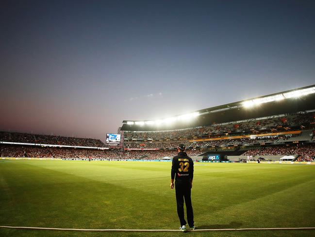 AUCKLAND, NEW ZEALAND - FEBRUARY 16: Glenn Maxwell of Australia fields during the International Twenty20 match between New Zealand and Australia at Eden Park on February 16, 2018 in Auckland, New Zealand.  (Photo by Hannah Peters/Getty Images)