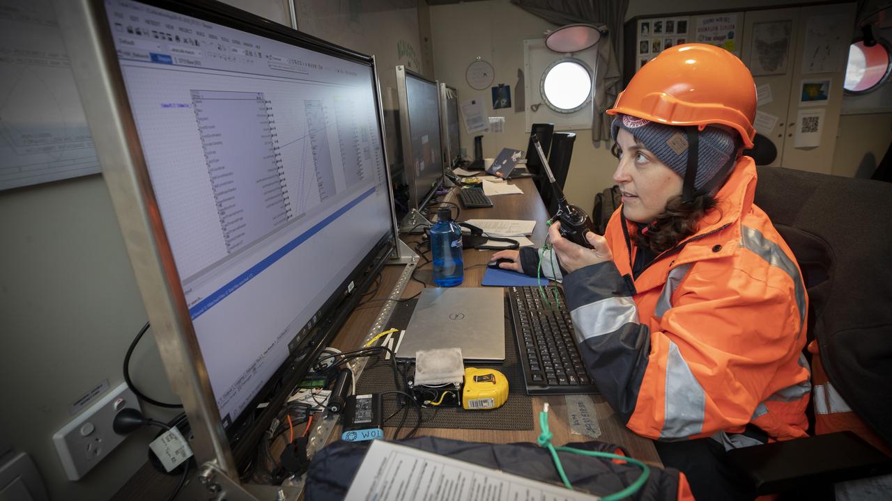 RSV Nuyina prepares for first marine science voyage to Denman Glacier ...