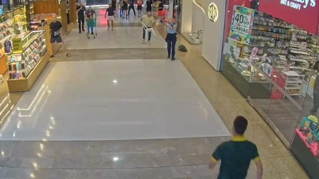 ‘Clear’ Bondi killer needed emergency help
