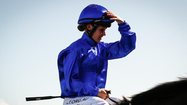 Rachel King and Flit return to scale after their stunning performance.