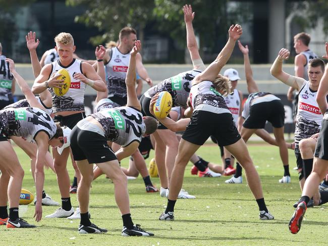 Collingwood training on Monday after Jordan De Goey