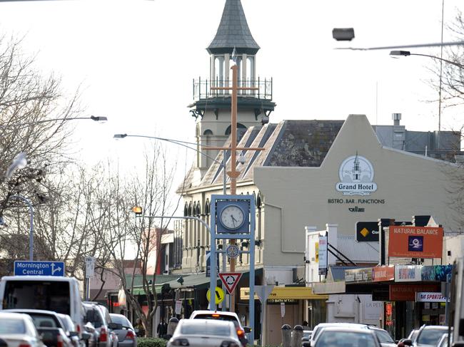 EAT STREET: MORNINGTON MAIN STREET