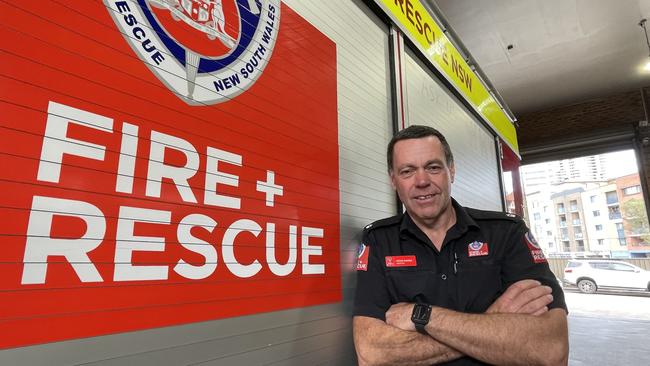 NSW Fire and Rescue Parramatta inspector Craig Davies is retiring after 40 years on the job.