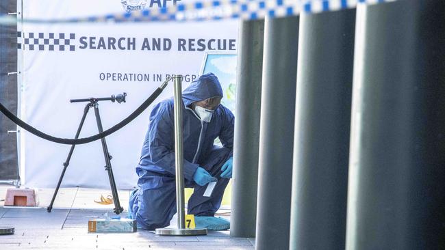 An AFP Forensic Officer outside Kokomo’s nightclub the morning after Pitasoni Ulavalu was killed. Picture: NCA NewsWire / Gary Ramage