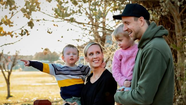 Joe Ingles spent some quality time with his family during the lockdown.