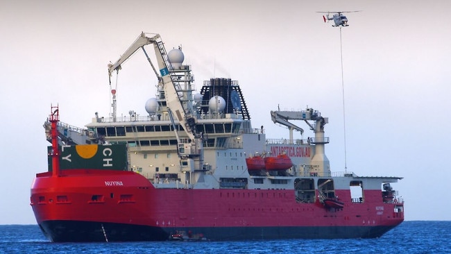 RSV Nuyina resupplying Macquarie Island. Picture: Simon Payne